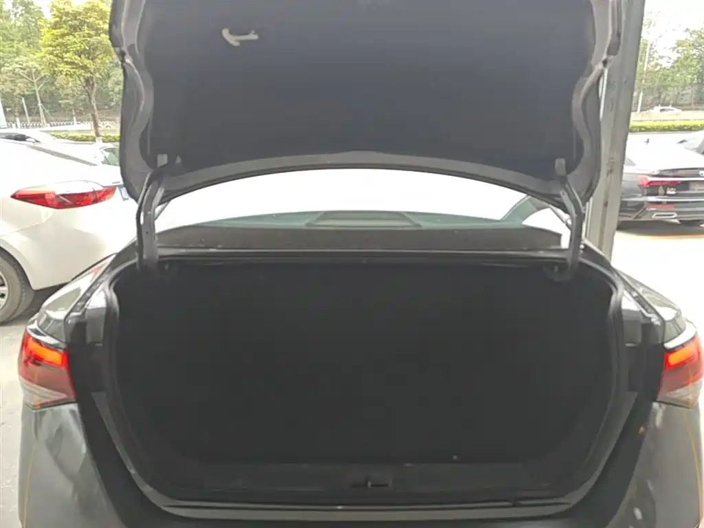 Sylphy 2022 1.6L XL CVT Enjoy Edition купить на сайте DeffCars