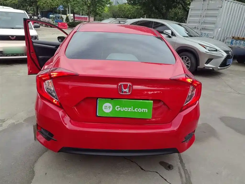 Civic 2016 220TURBO CVT Deluxe Edition купить на сайте DeffCars