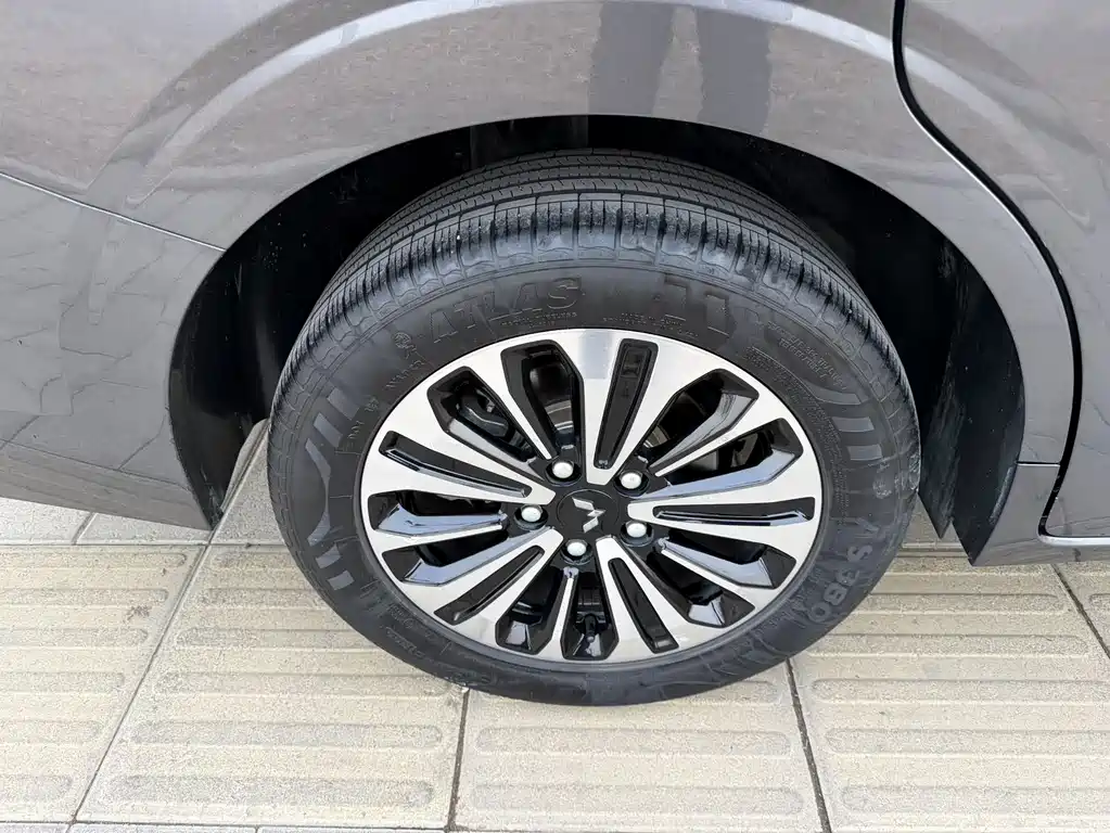 Wuling Jiachen 2022 1.5T CVT exclusive flagship model купить на сайте DeffCars