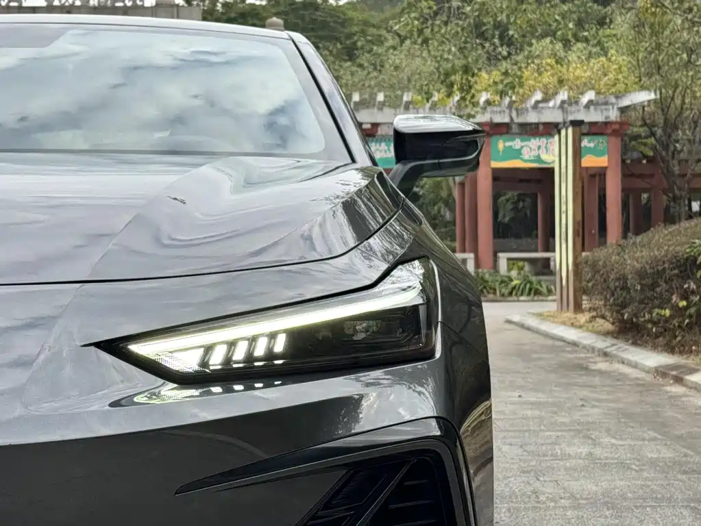 Changan UNI-V 2025 third generation 2.0T powerful model купить на сайте DeffCars