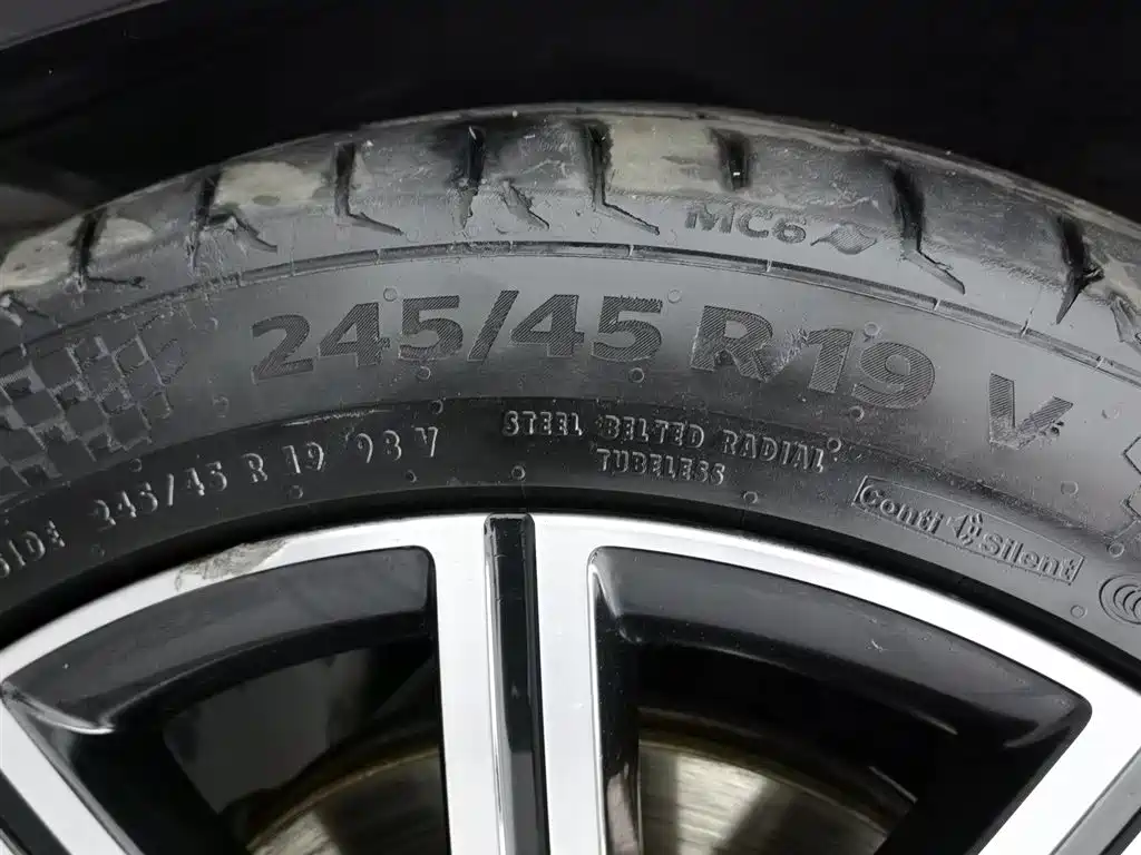 Mercedes-Benz V-Class 2022 V 260 L Long Wheelbase Luxury Edition купить на сайте DeffCars