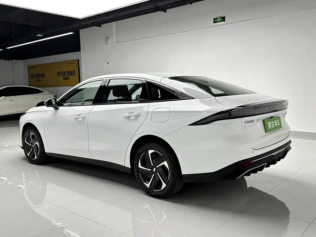 Galaxy L6 2025 EM-i 140km Starship Edition купить на сайте DeffCars