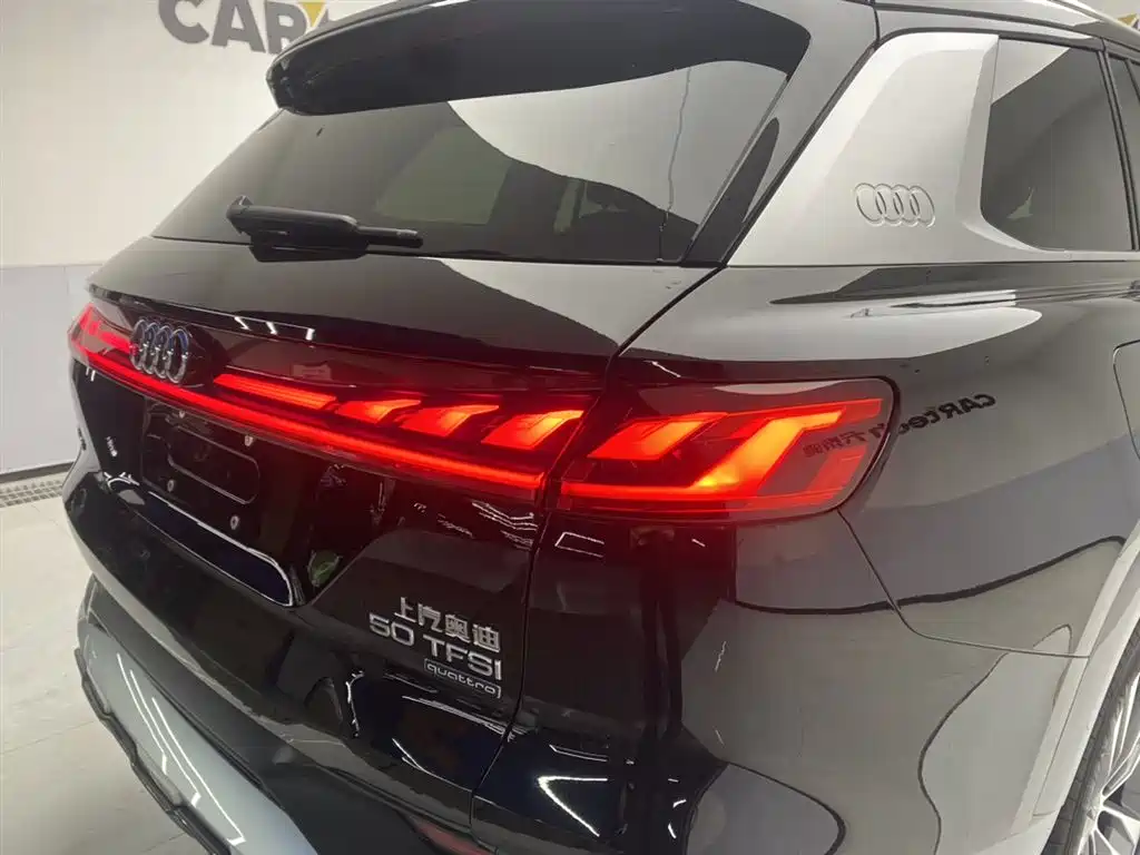 Audi Q6 2023 50 TFSI quattro cloud type Yulin suit купить на сайте DeffCars