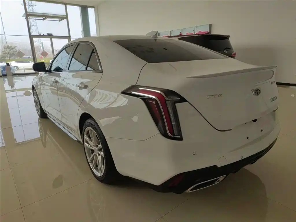 Cadillac CT4 2021 28T Fashion Model купить на сайте DeffCars