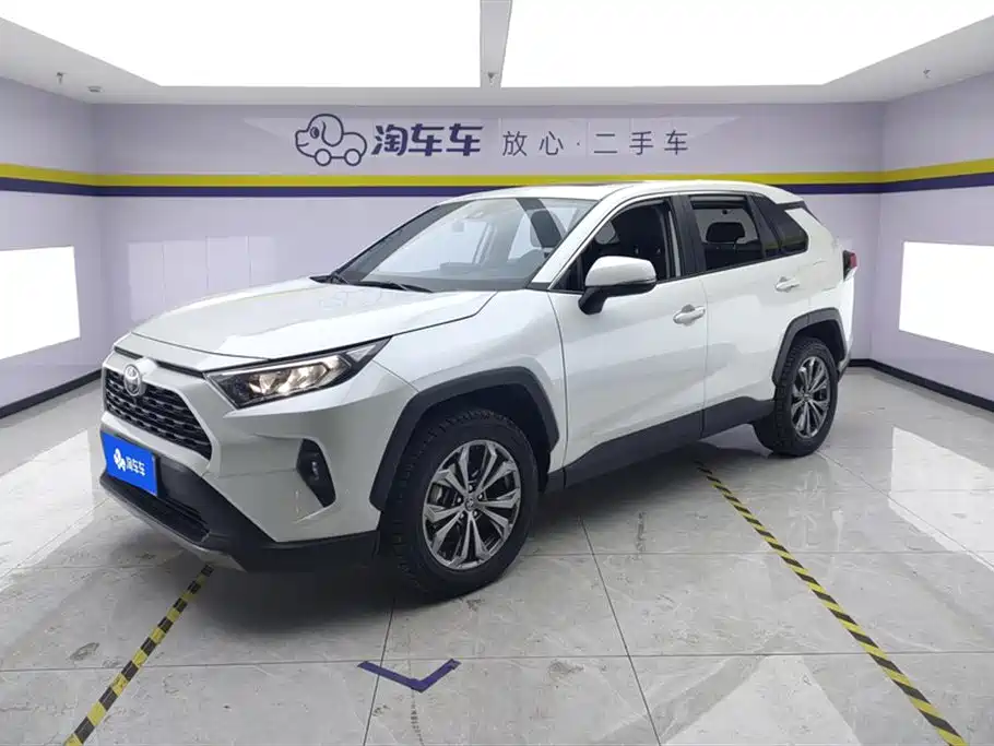 RAV4 Rongfang 2023 2.0L CVT two-wheel drive fashion version купить на сайте DeffCars