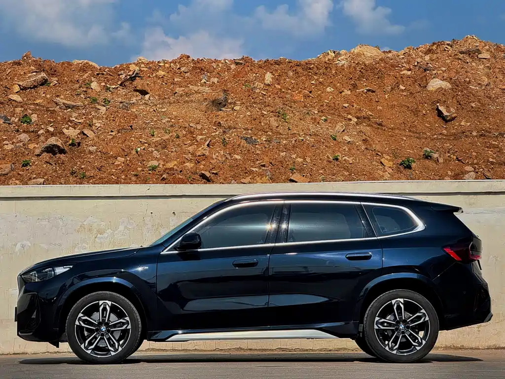 BMW X1 2024 sDrive25Li M Sports Package купить на сайте DeffCars
