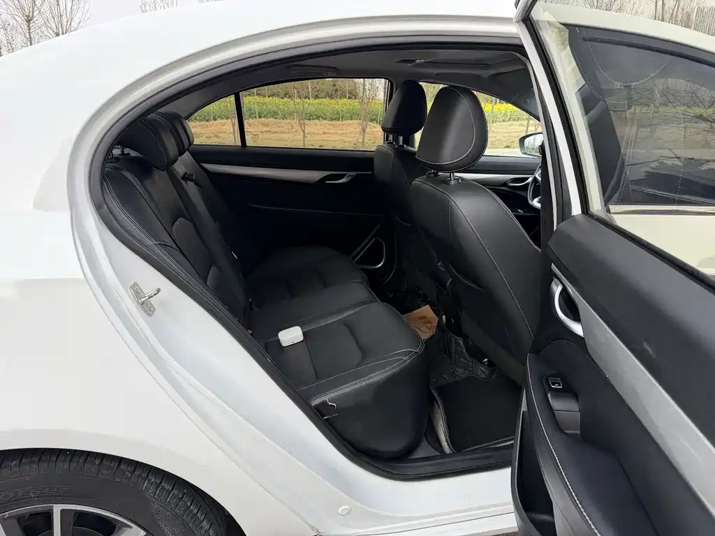 Emgrand 2020 1.5L CVT upward version купить на сайте DeffCars