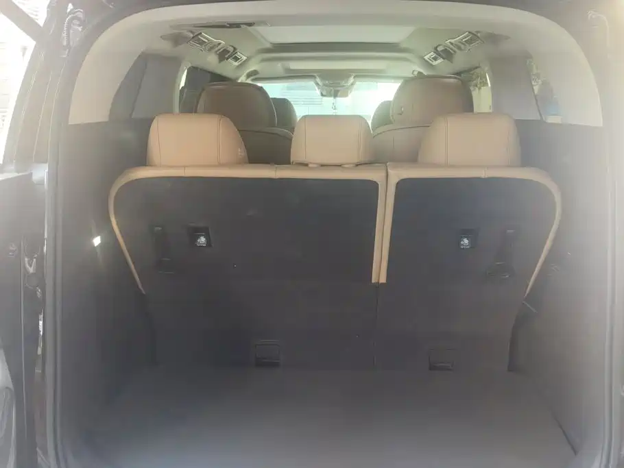 Denza D9 2024 DM-i 970 luxury model купить на сайте DeffCars