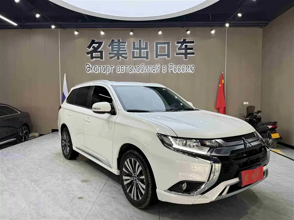 Outlander 2021 2.0L 2WD Enjoy Edition 5 seats купить на сайте DeffCars