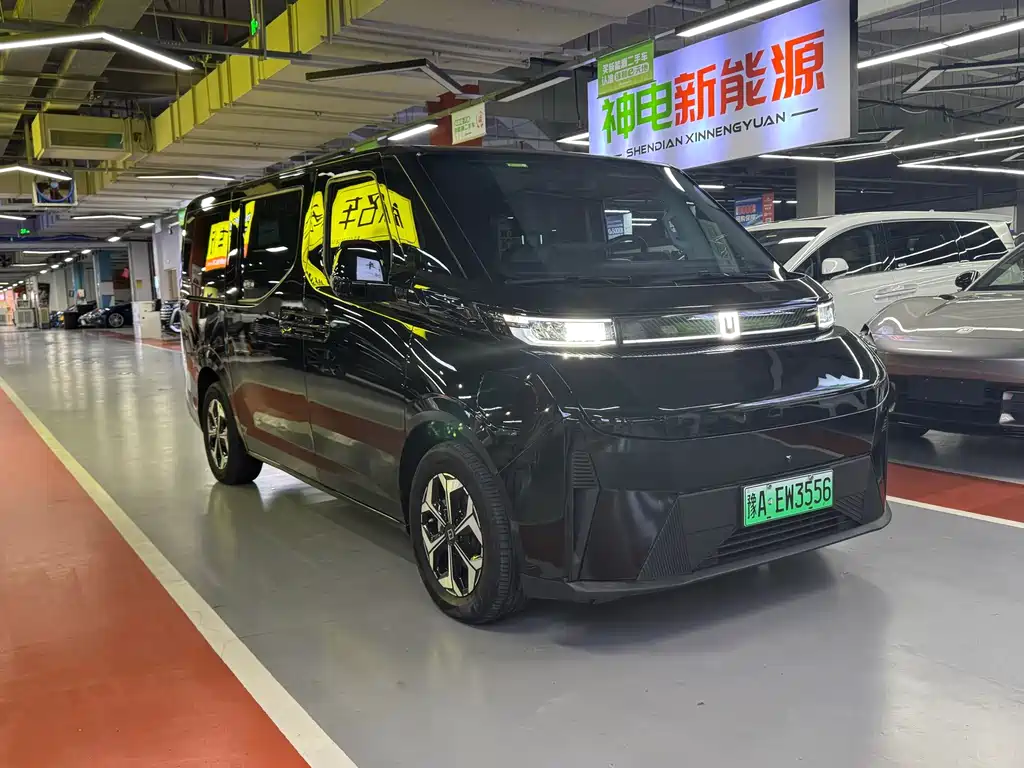 Geely Xingfuhao 2024 Fuyue version 68.03kWh (complete vehicle version) 7 seats купить на сайте DeffCars
