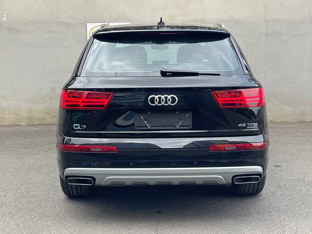Audi Q7 2019 45 TFSI Comfort купить на сайте DeffCars