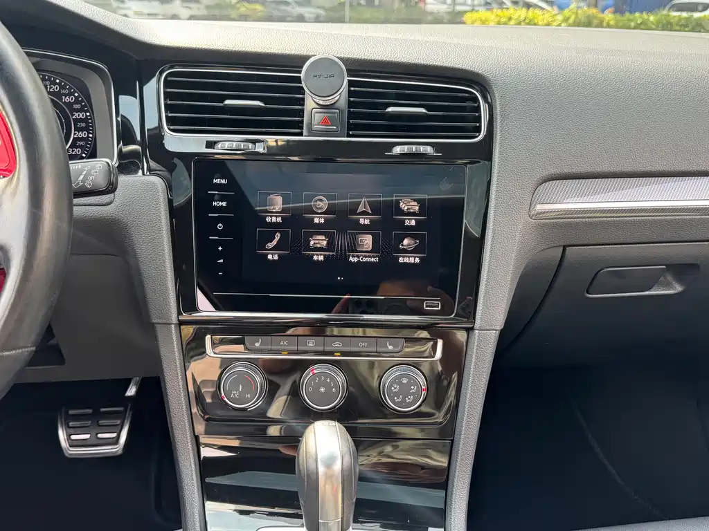 Golf 2020 Beloved Edition 280TSI DSG R-Line купить на сайте DeffCars