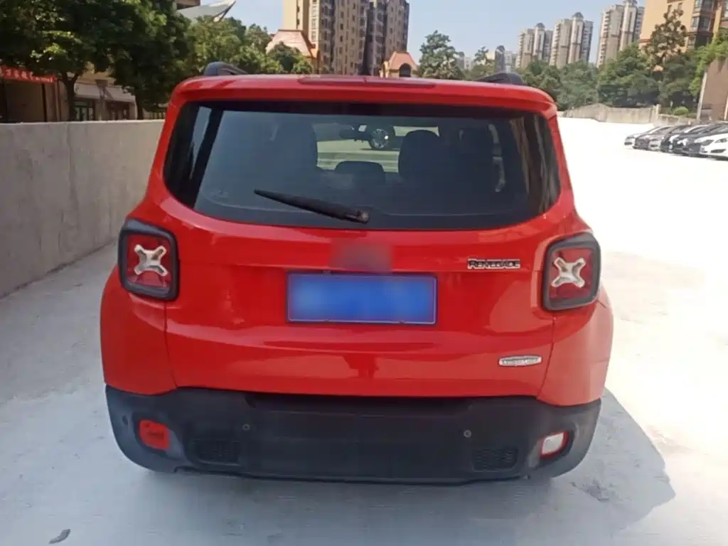 Renegade 2017 180T Automatic High Energy Edition купить на сайте DeffCars