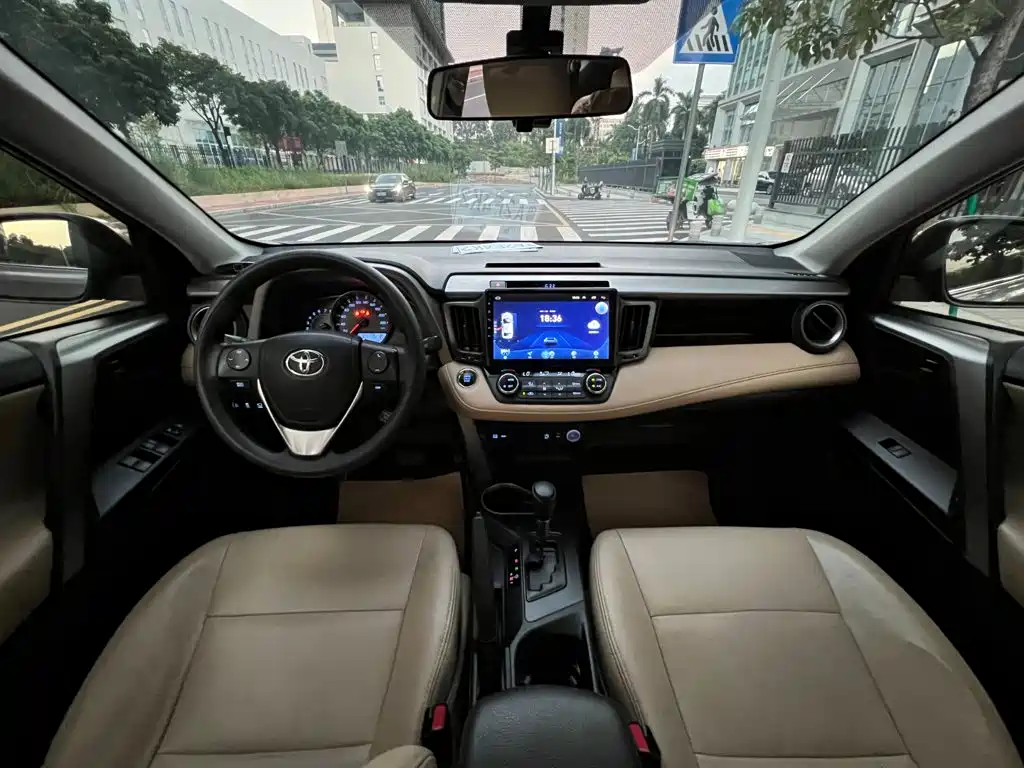 RAV4 2016 2.0L CVT 2WD Fashion Edition China V купить на сайте DeffCars
