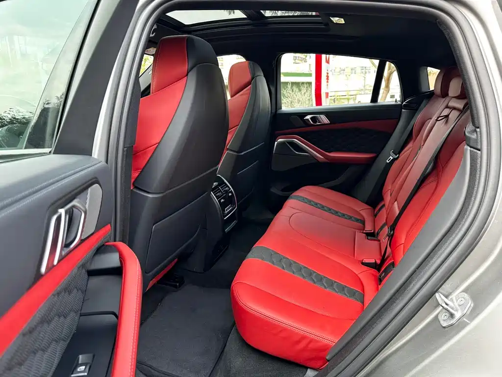 BMW X6 M 2022 X6 M купить на сайте DeffCars