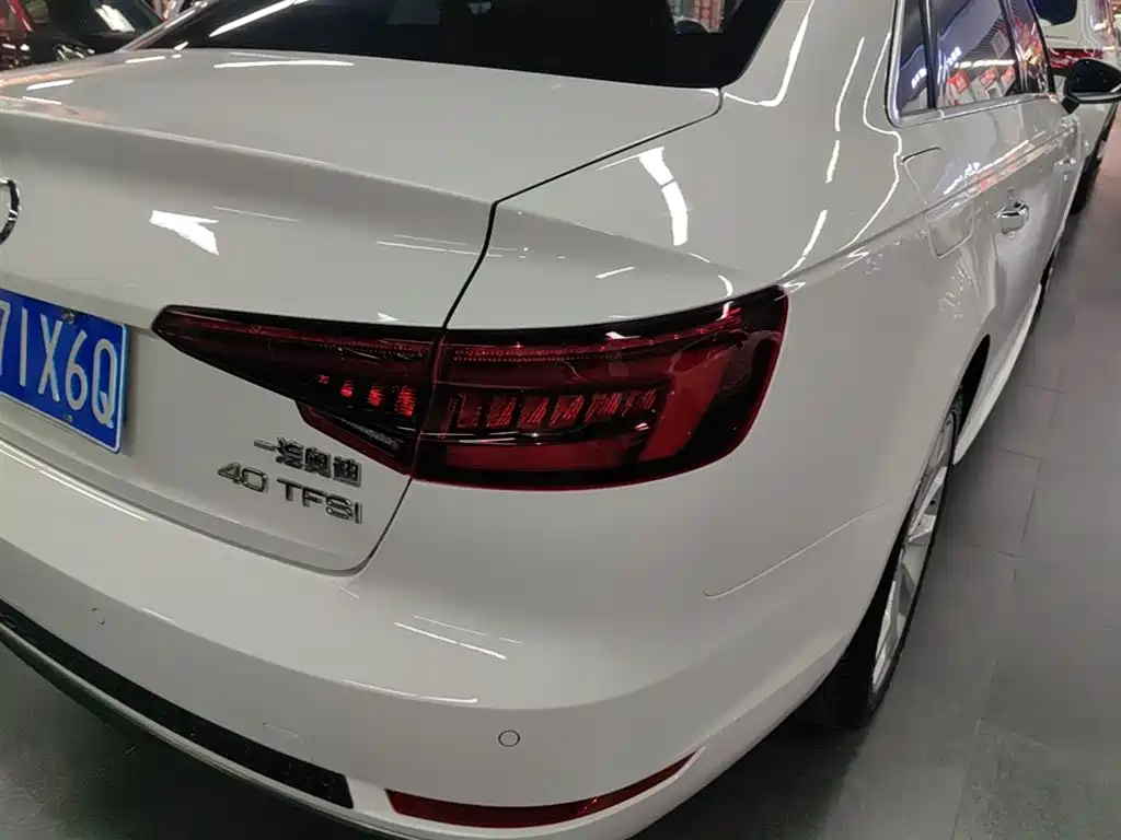 Audi A4L 2018 30th Anniversary Model 40 TFSI Enterprising купить на сайте DeffCars