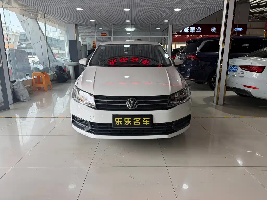 Santana 2016 1.6L automatic fashion version купить на сайте DeffCars