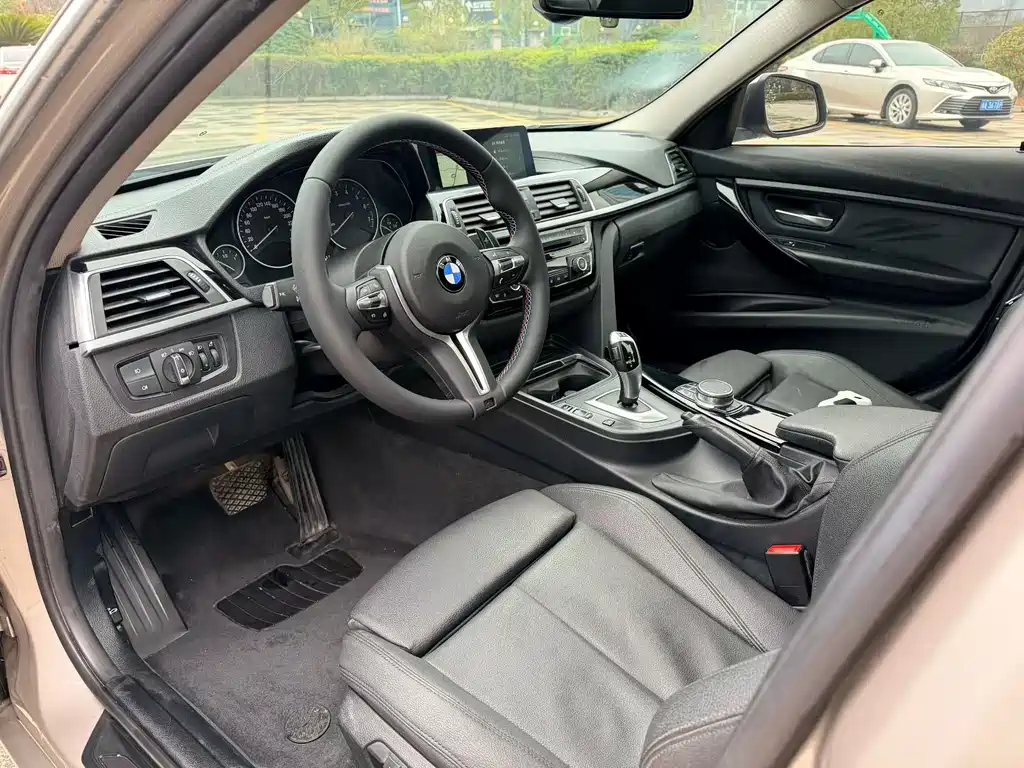 BMW 3 Series 2018 320Li Fashion Model купить на сайте DeffCars