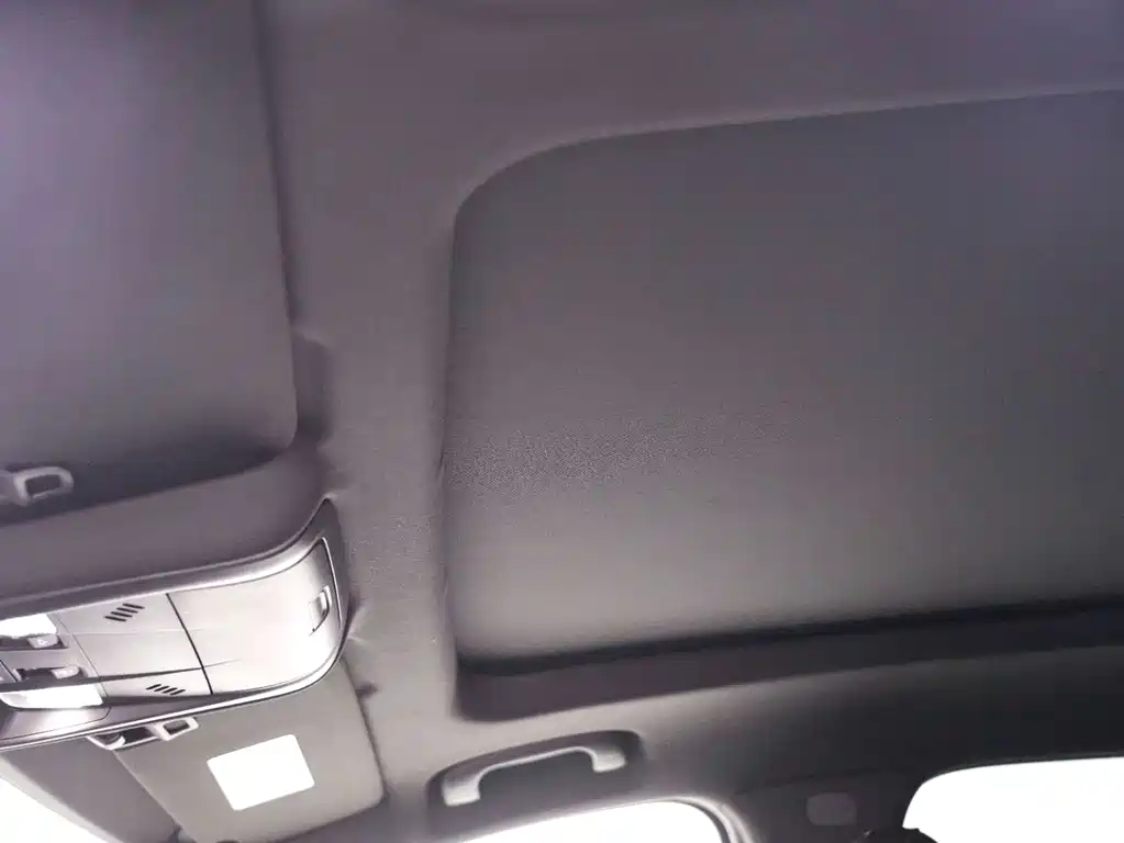 Cadillac XT4 2023 28T two-wheel drive luxury model купить на сайте DeffCars