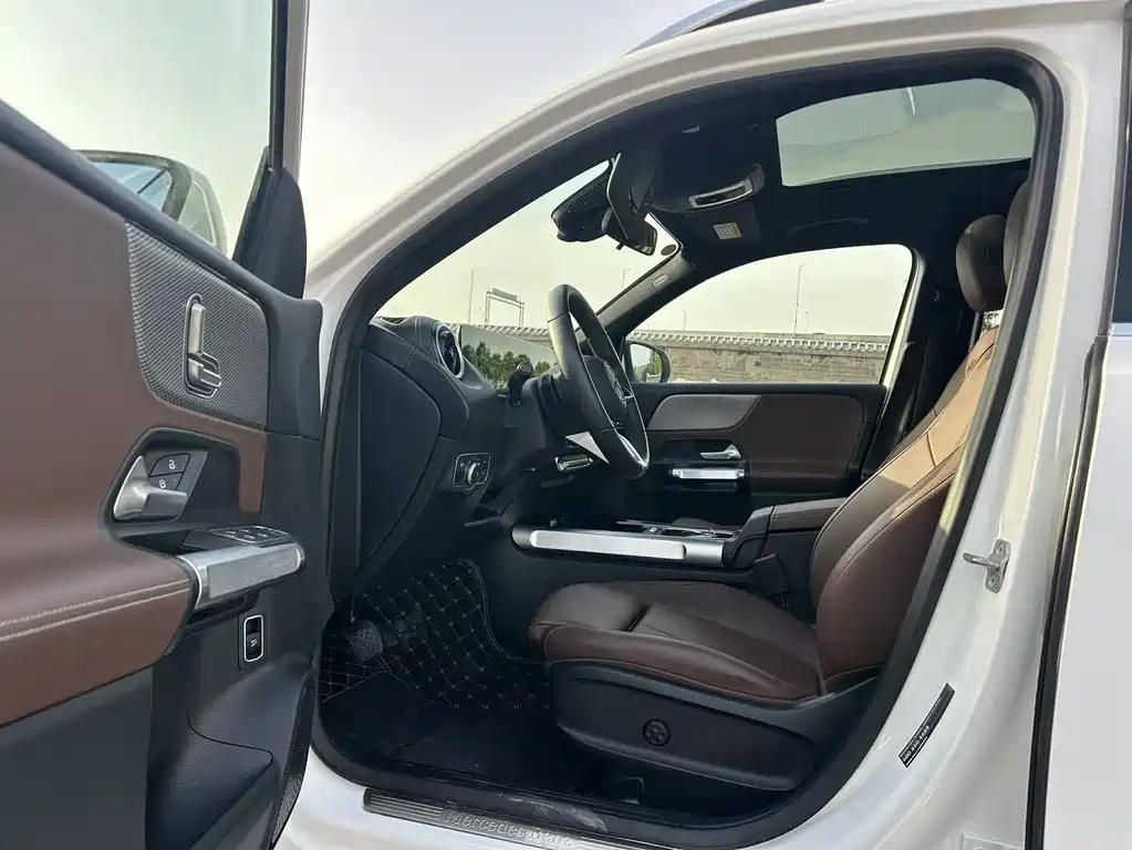 Mercedes-Benz GLB 2024 GLB 200 Fashion Model купить на сайте DeffCars