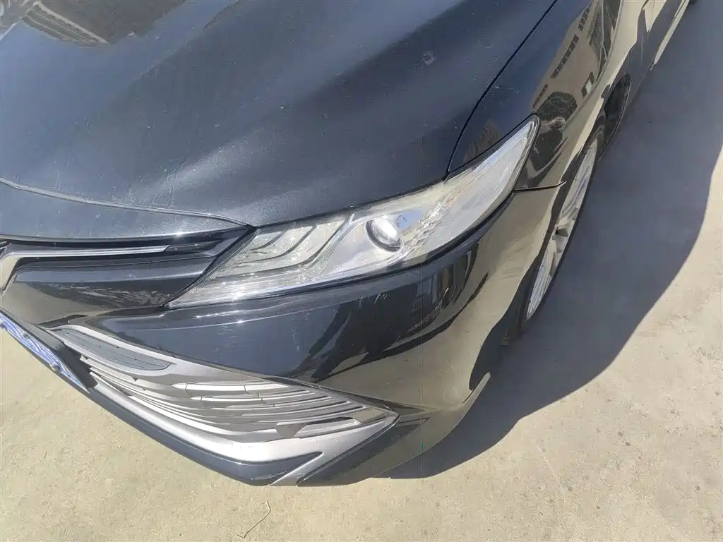 Camry 2018 2.5G Deluxe Edition купить на сайте DeffCars