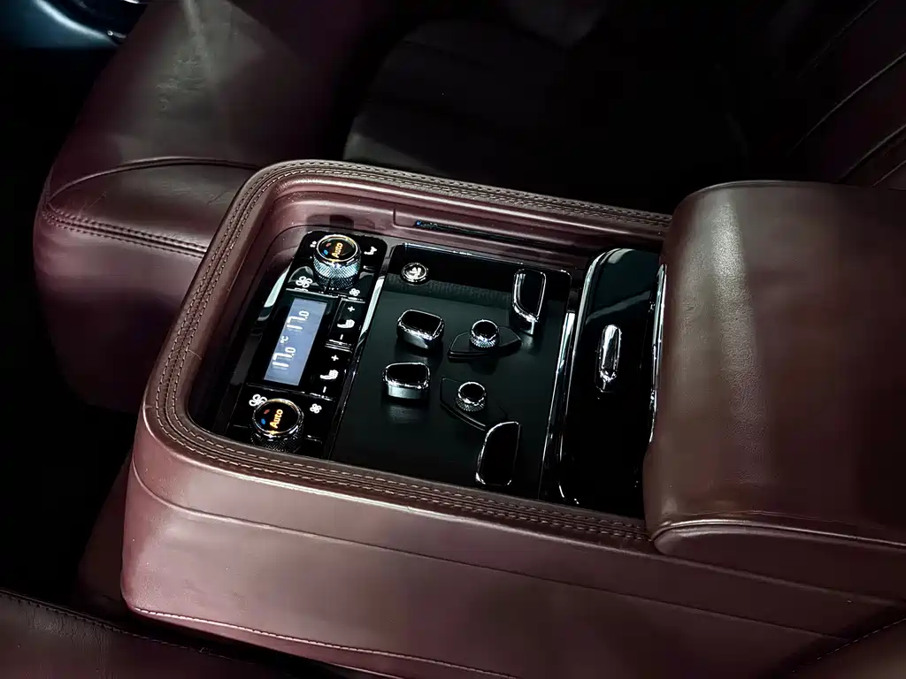 Mulsanne 2011 6.8T Deluxe Edition купить на сайте DeffCars