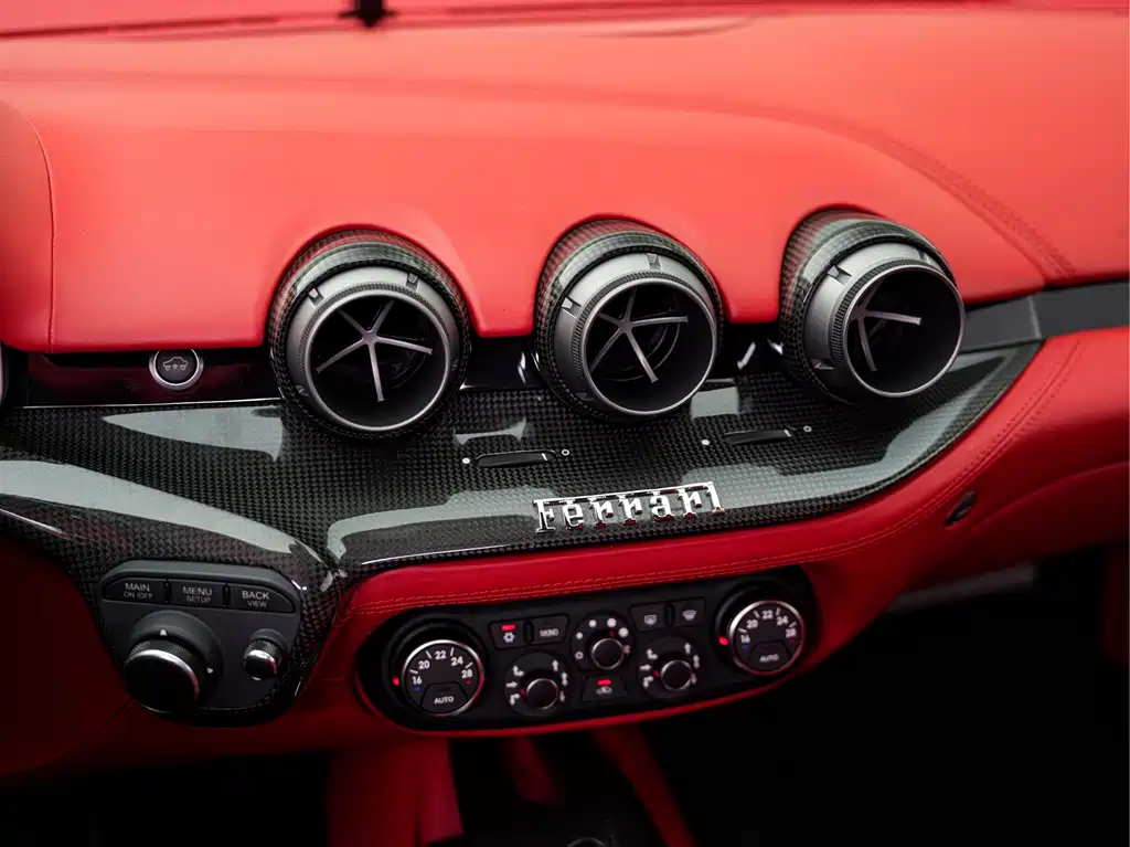 F12berlinetta 2013 6.3L standard type купить на сайте DeffCars