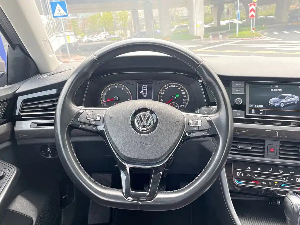 Bora 2020 1.5L automatic elite model купить на сайте DeffCars