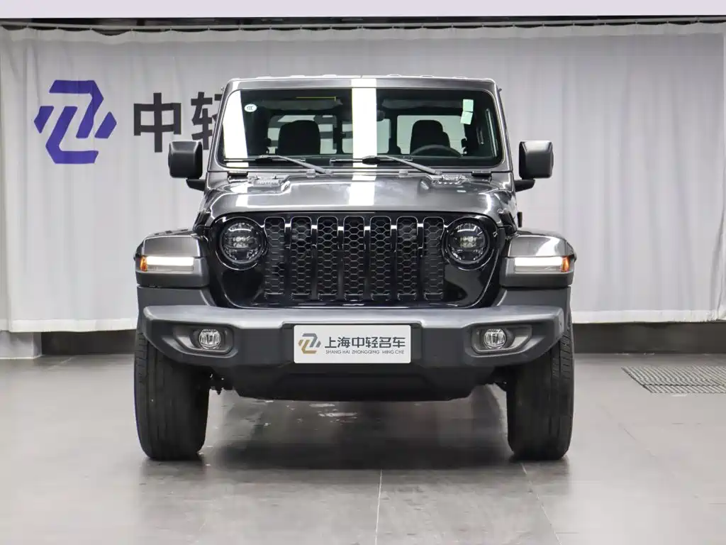 Gladiator 2023 3.6L Overland купить на сайте DeffCars
