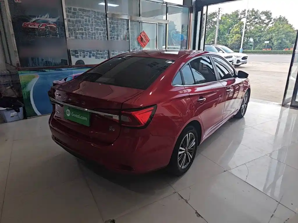 ROEWE i5 2019 1.5L Manual 4G Internet Leader Ultimate Edition купить на сайте DeffCars