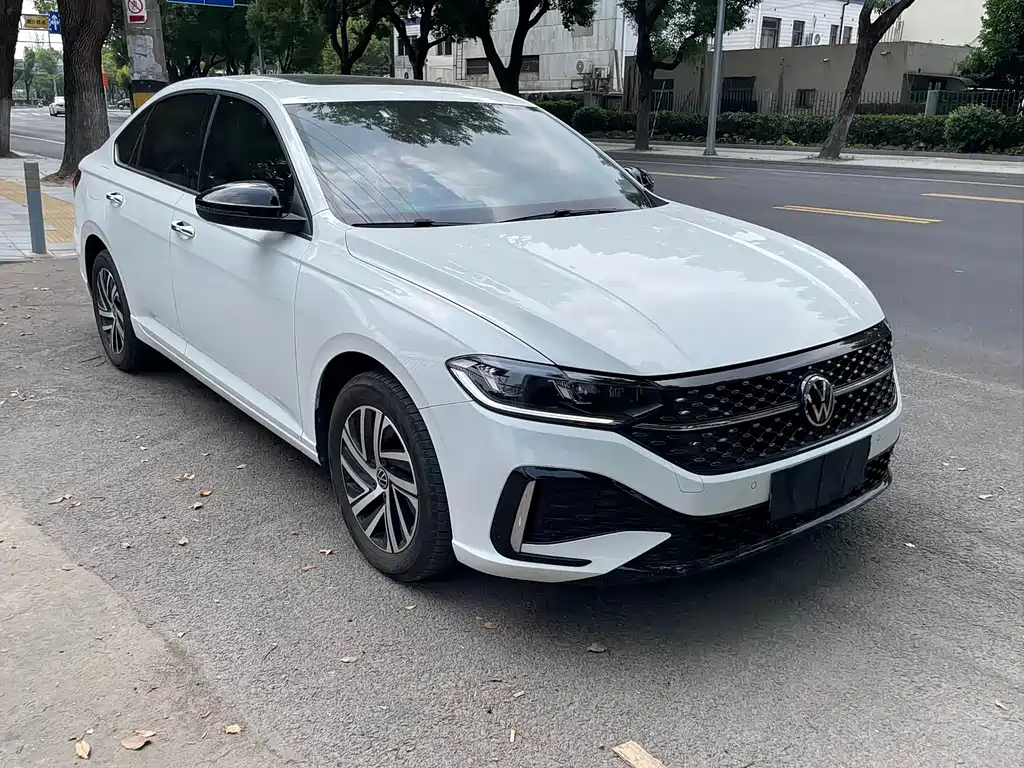 Lavida 2024 300TSI DSG Starry Sky Leading Edition купить на сайте DeffCars