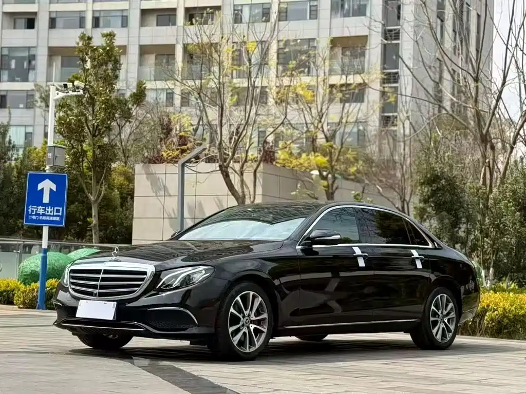 Mercedes-Benz E-Class 2019 E 300 L Fashion купить на сайте DeffCars