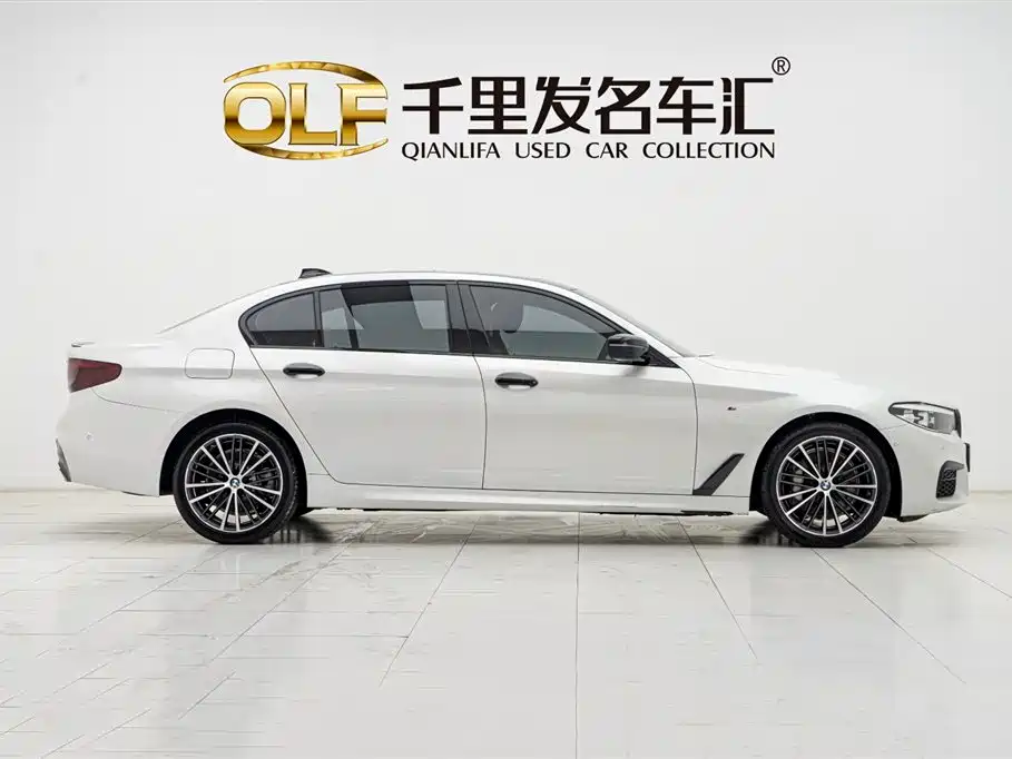 BMW 5 Series 2019 facelift 530Li leading M sports package купить на сайте DeffCars