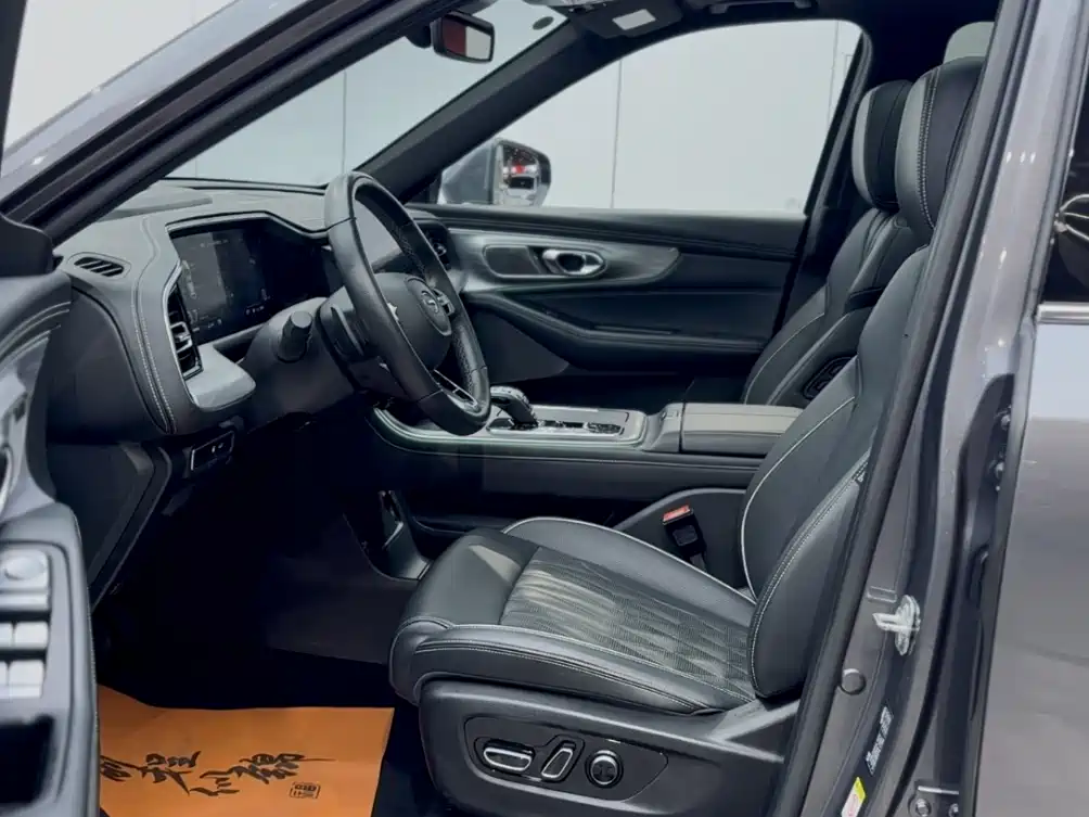 Trumpchi GS8 2022 Pilot Series 2.0TGDI Two-wheel drive Premium Edition (seven seats) купить на сайте DeffCars