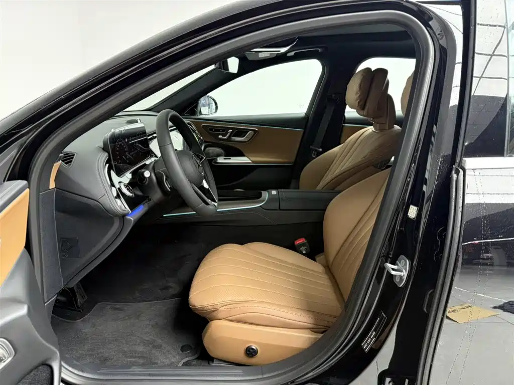 Mercedes-Benz E-Class 2026 E 300 L Luxury Model купить на сайте DeffCars