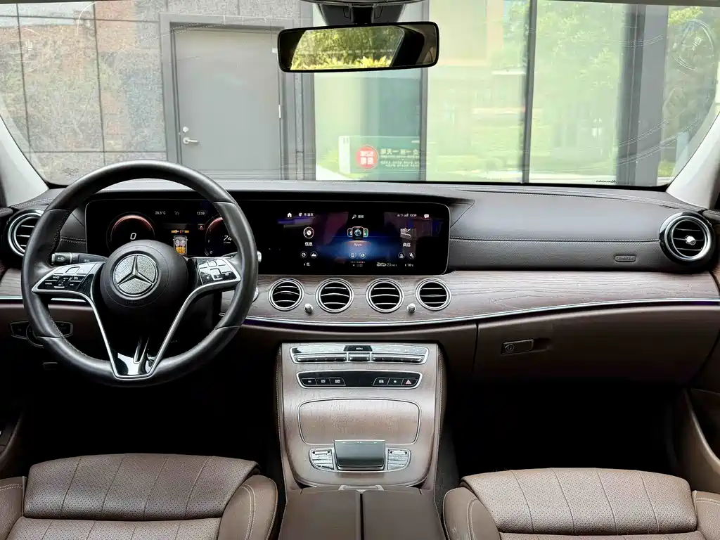 Mercedes-Benz E-Class 2022 E 300 L Sporty and Fashionable купить на сайте DeffCars