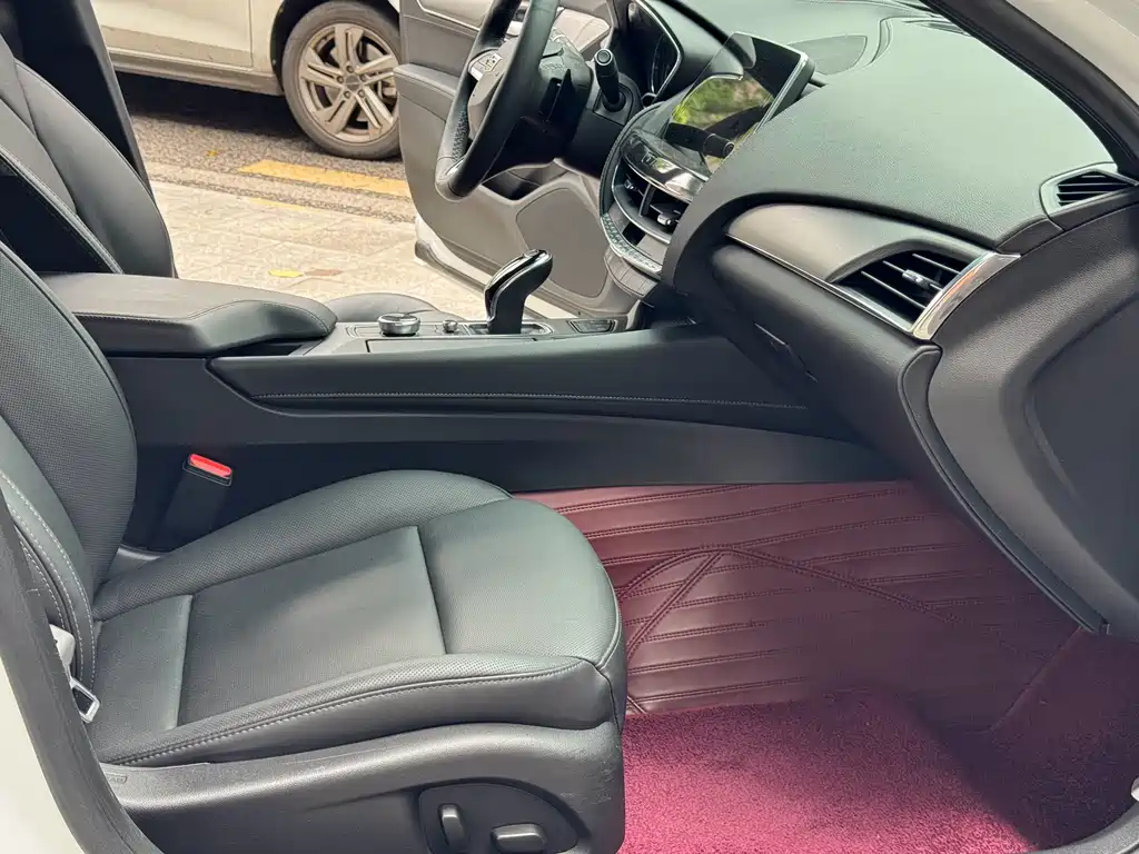 Cadillac CT5 2022 28T luxury model купить на сайте DeffCars