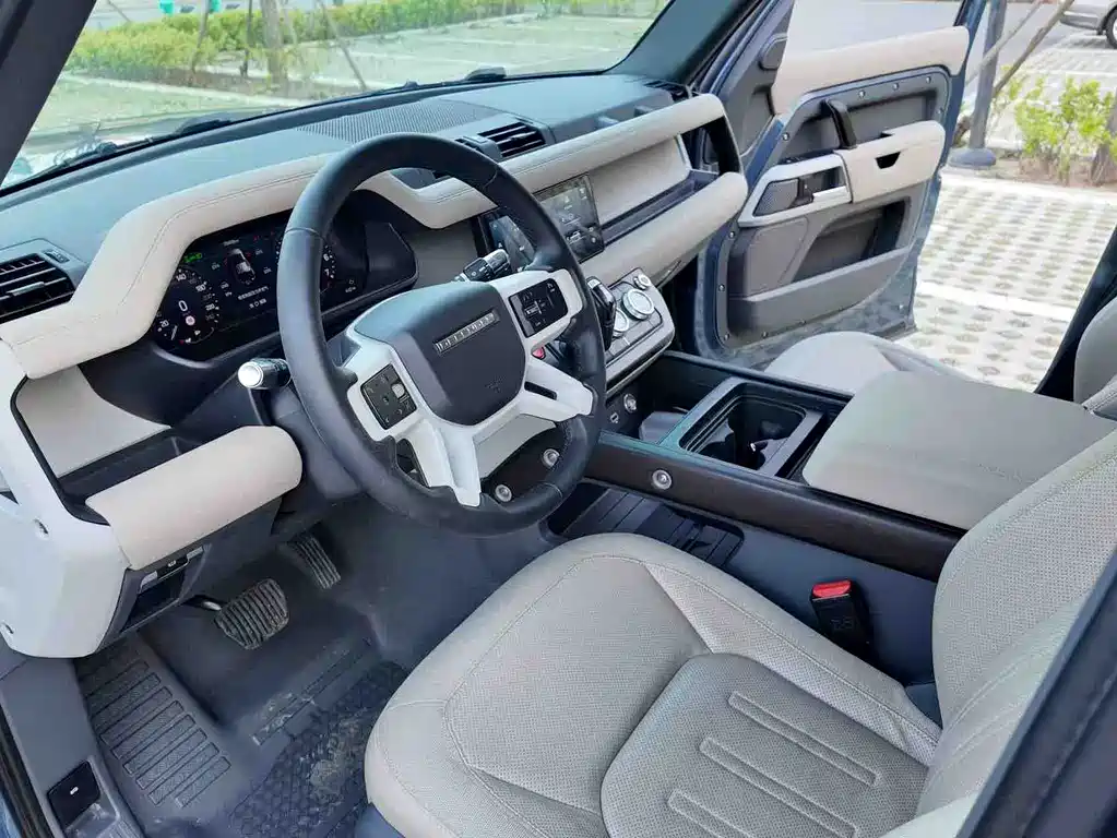 Land Rover Defender 2021 110 P400 SE купить на сайте DeffCars