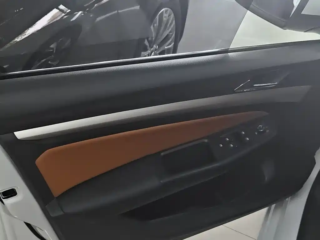 Bora 2025 200TSI DSG Yue Xing Navigation Edition купить на сайте DeffCars