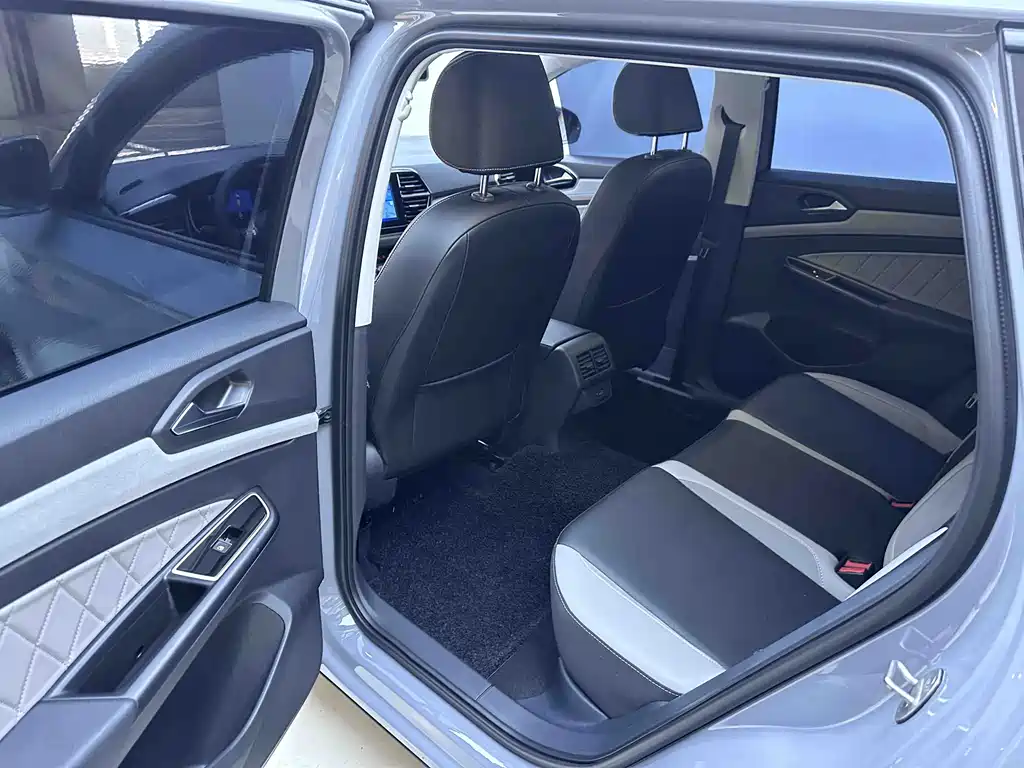 Jetta VS7 2022 280TSI automatic high-gloss enjoyment version купить на сайте DeffCars