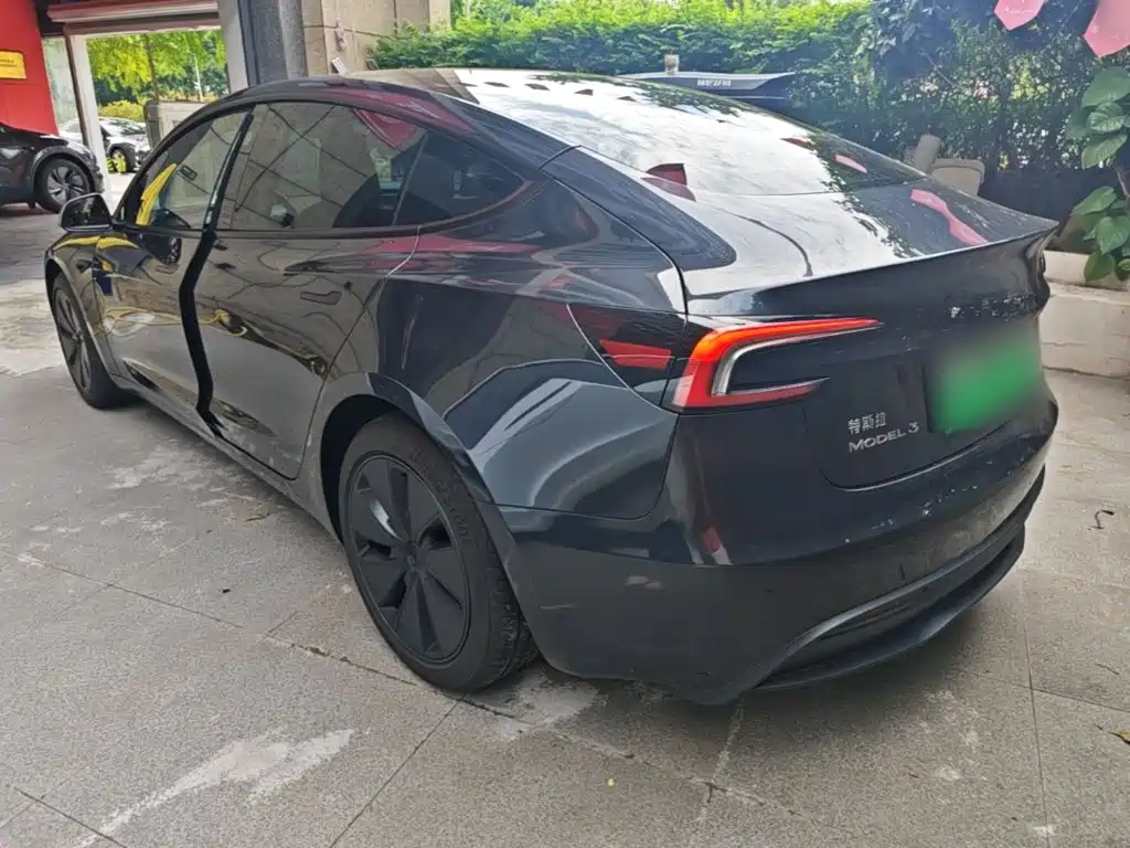 Model 3 2025 rear-wheel drive version купить на сайте DeffCars
