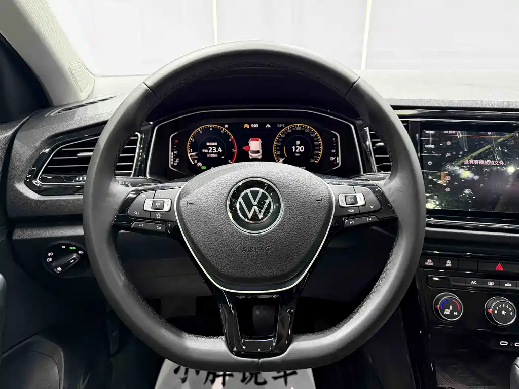 T-ROC 2022 model 280TSI DSG two-wheel drive comfort PLUS купить на сайте DeffCars