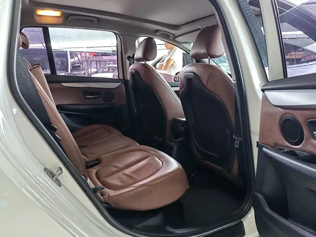 BMW 2 Series Multipurpose Station Wagon 2015 218i Leading Model купить на сайте DeffCars