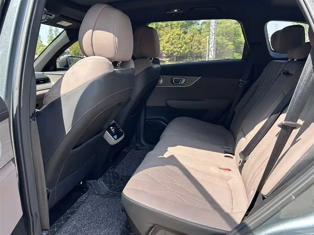 Tiggo 8 PLUS 2025 model 290TGDI DCT premium type купить на сайте DeffCars