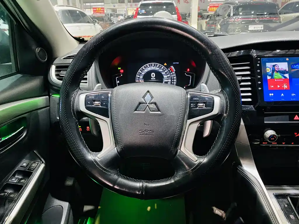 Pajero Jinchang Imported 2020 3.0L Deluxe Edition купить на сайте DeffCars