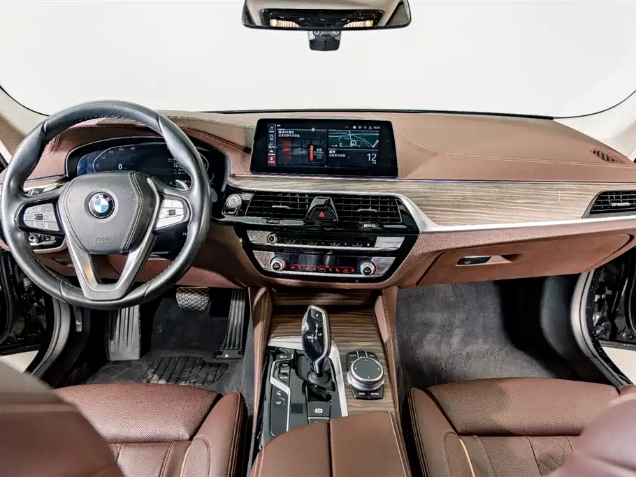 BMW 5 Series 2020 530Li Exclusive Luxury Package купить на сайте DeffCars