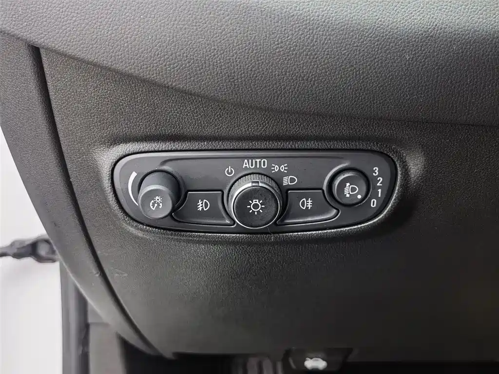 Explorer 2019 535T Automatic Edition National VI купить на сайте DeffCars