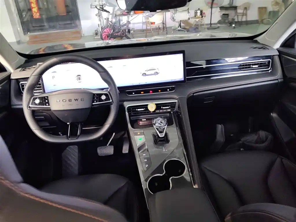Roewe RX5 2023 1.5T luxury sliding screen version купить на сайте DeffCars