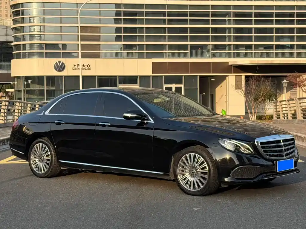 Mercedes-Benz E-Class 2020 E 300 L Luxury Model купить на сайте DeffCars