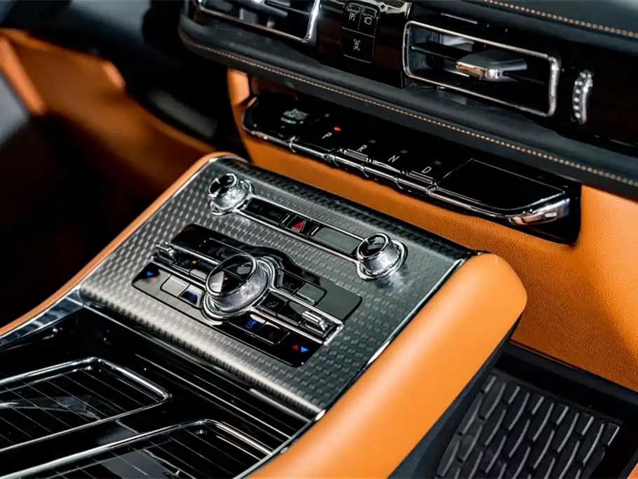 Aviator 2022 3.0T V6 four-wheel drive Presidential Edition купить на сайте DeffCars